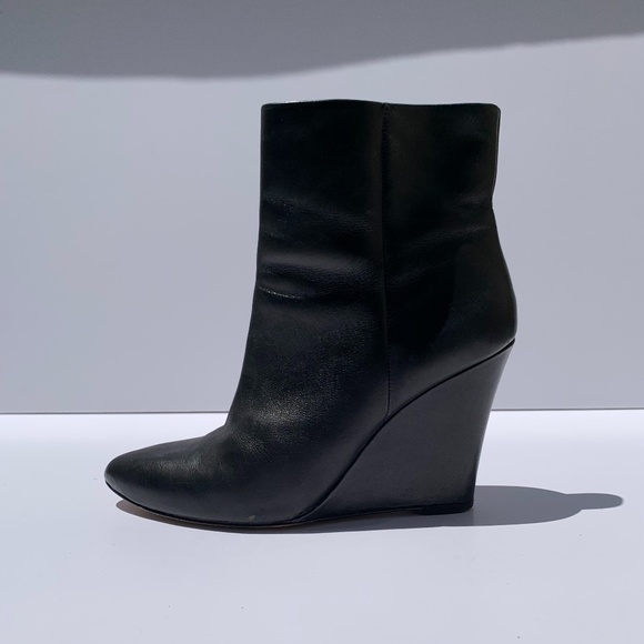 Ann Taylor | Shoes | Ann Taylor Wedge 